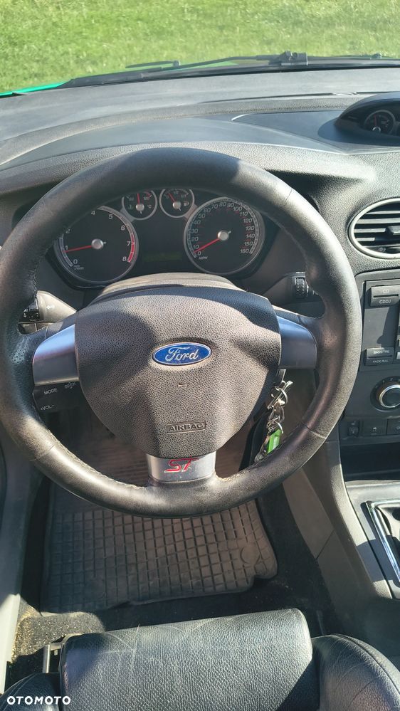 Ford Focus - 10