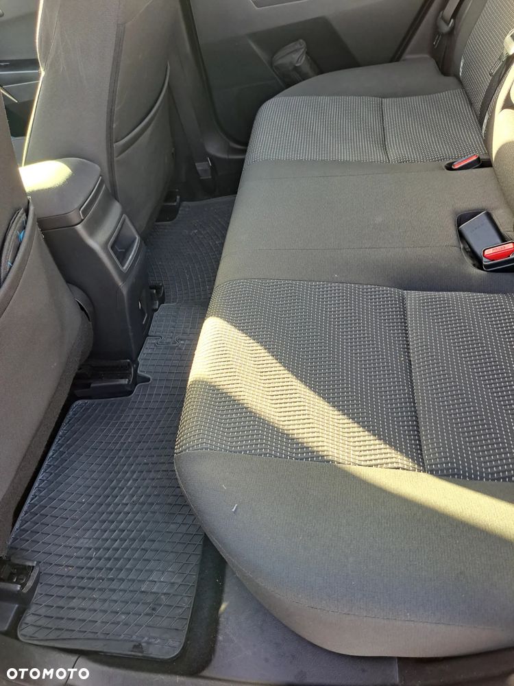 Toyota Auris 1.6 Dynamic - 11
