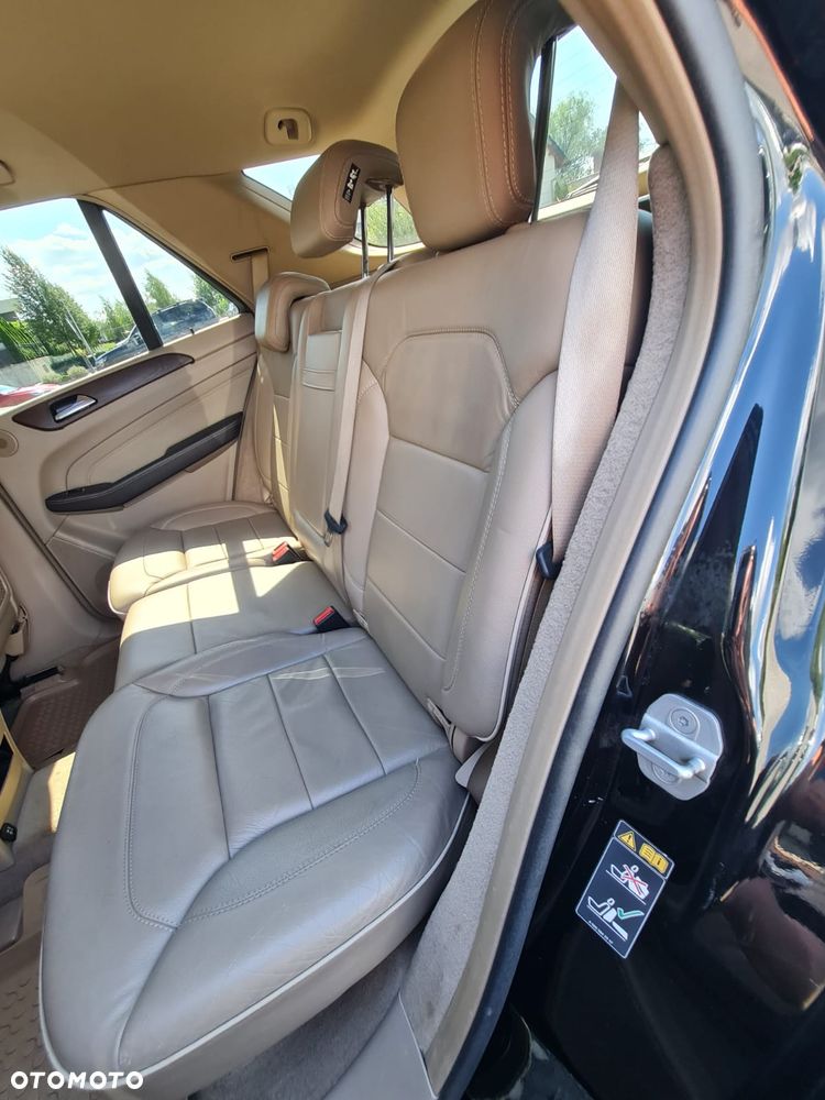 Mercedes-Benz ML 350 BlueTec 4-Matic - 20