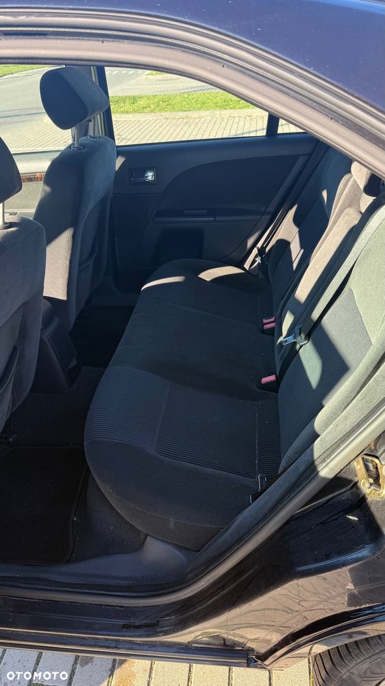 Ford Mondeo Turnier 2.0 TDCi Ghia - 10