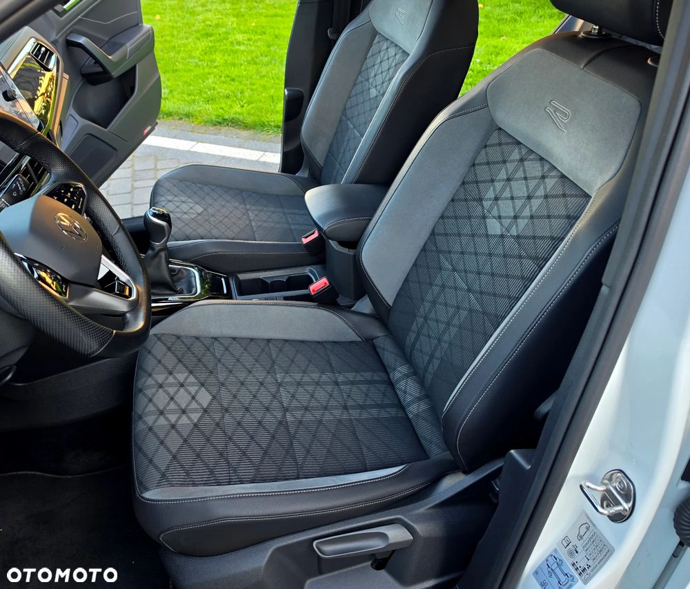 Volkswagen T-Roc 1.5 TSI R-Line - 24