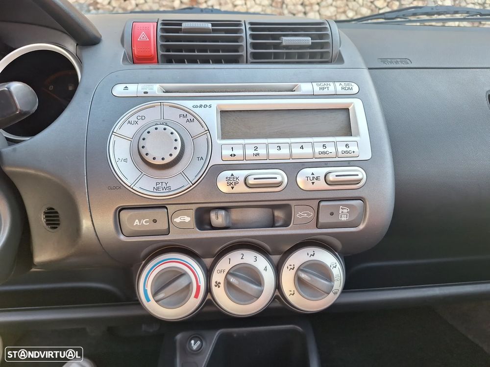 Honda Jazz 1.2 Live - 14