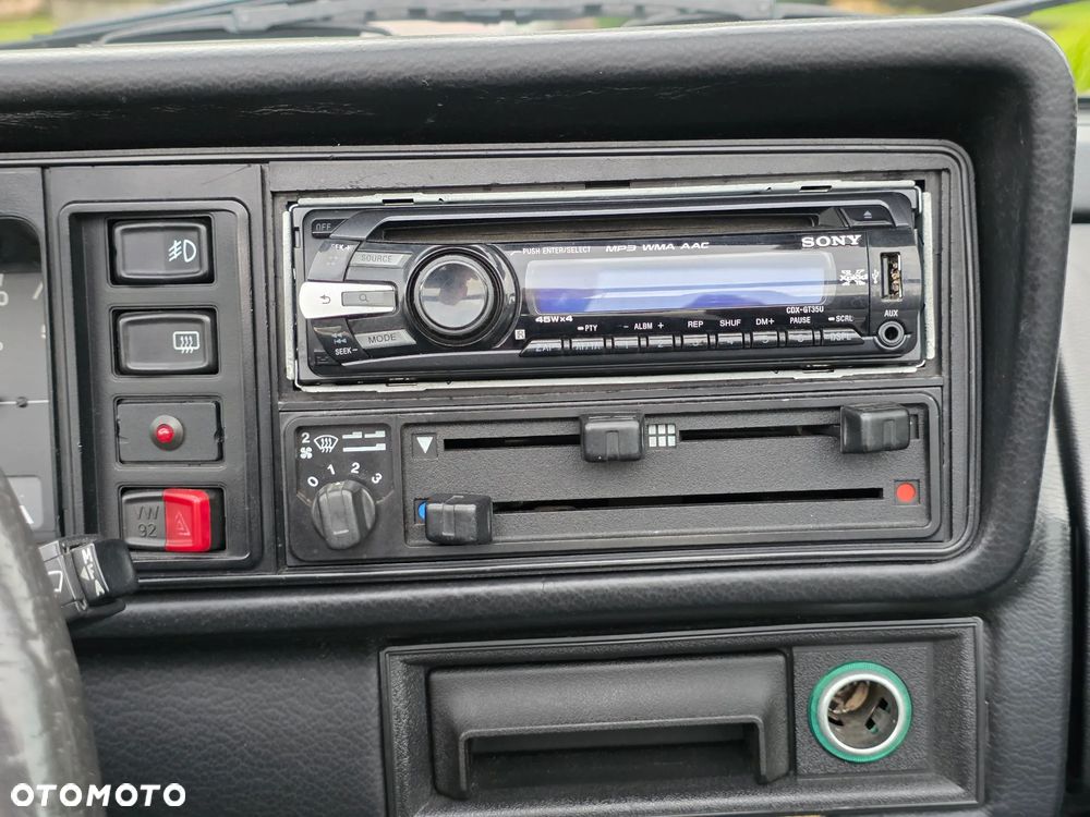 Volkswagen Golf - 31
