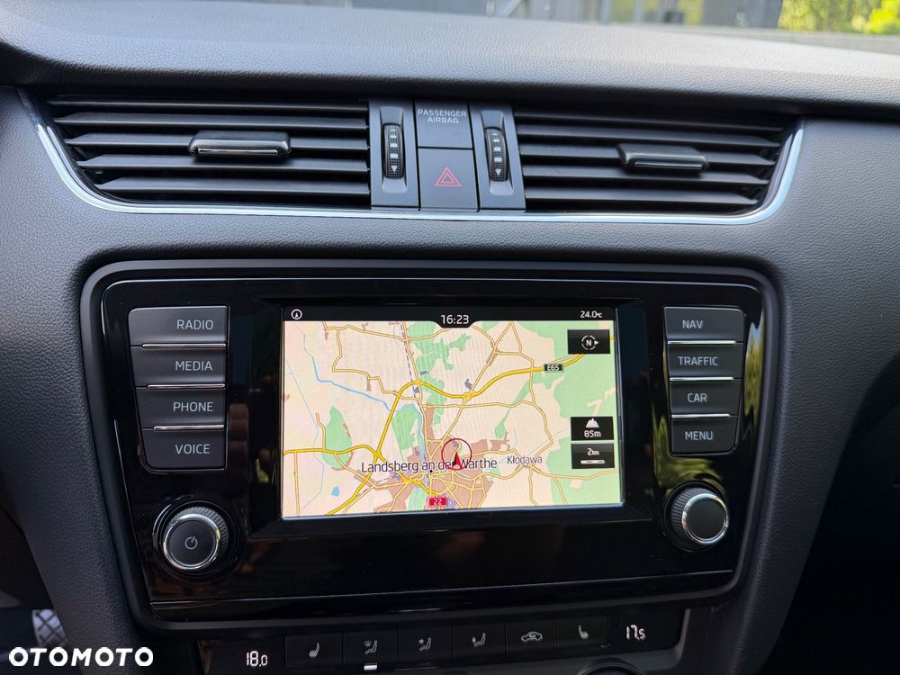 Skoda Octavia 2.0 TDI 4x4 DSG Scout - 30