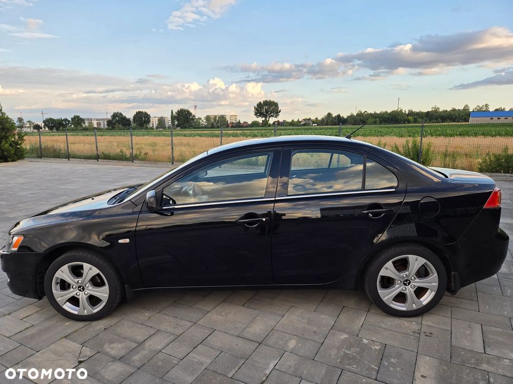 Mitsubishi Lancer 1.8 Invite - 12