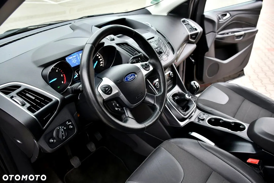 Ford Kuga 2.0 TDCi 4WD Titanium - 32