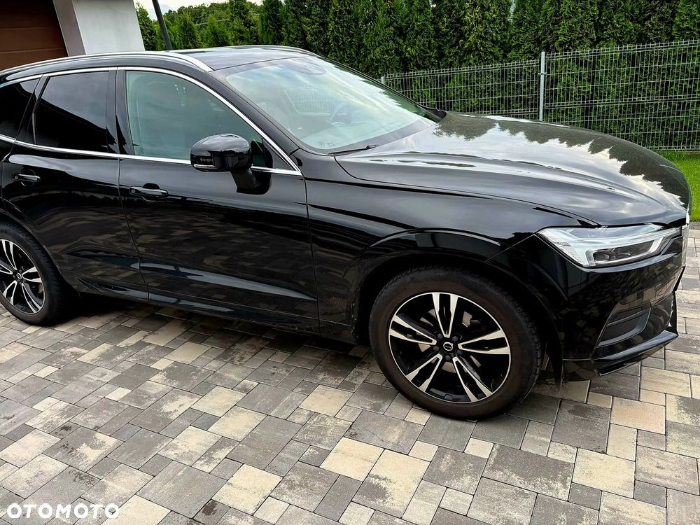 Volvo XC 60 D4 Momentum Pro - 1