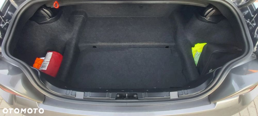 BMW Z4 2.2i - 16