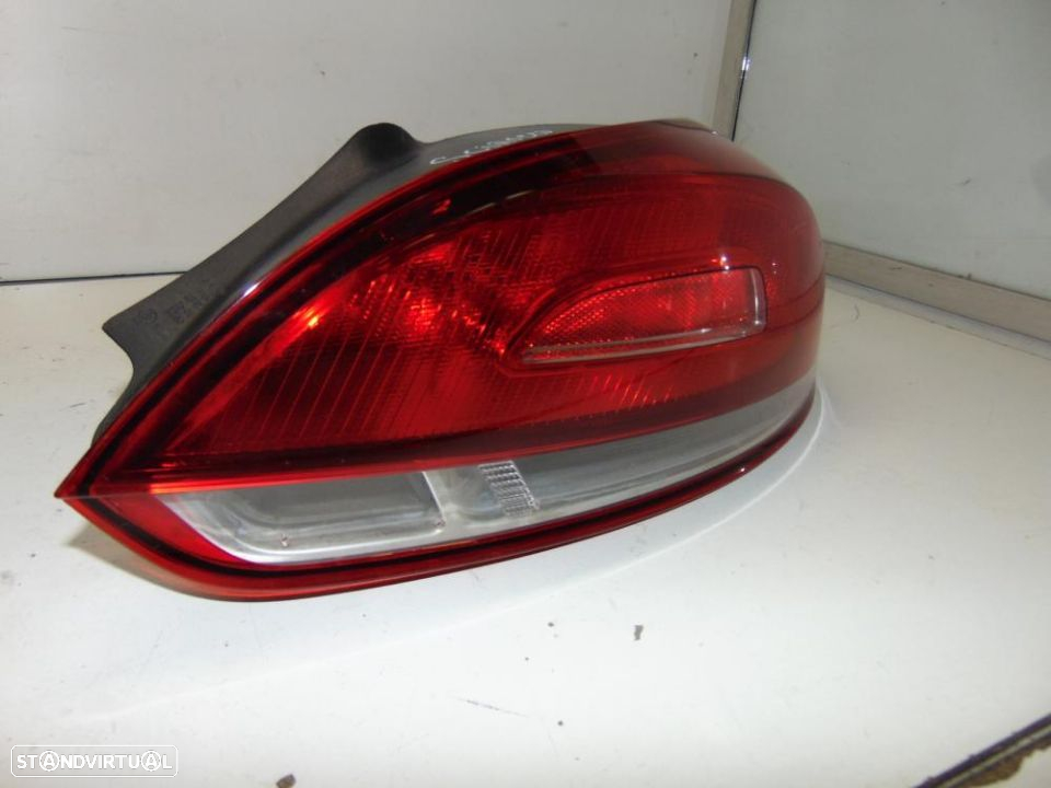 VW Scirocco 2014 farolim - 3