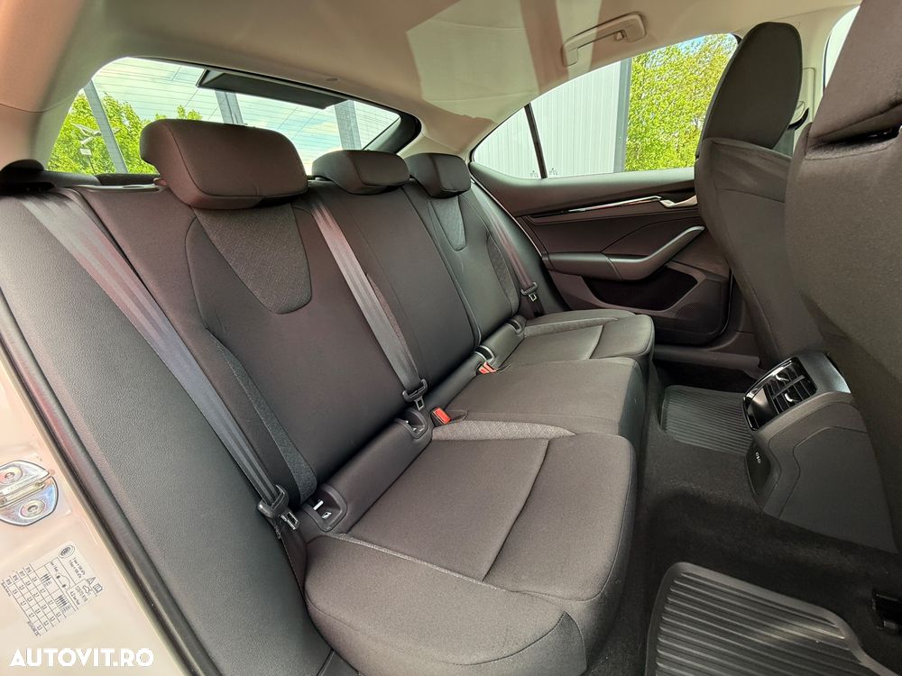 Skoda Octavia 1.5 TSI Ambition - 18