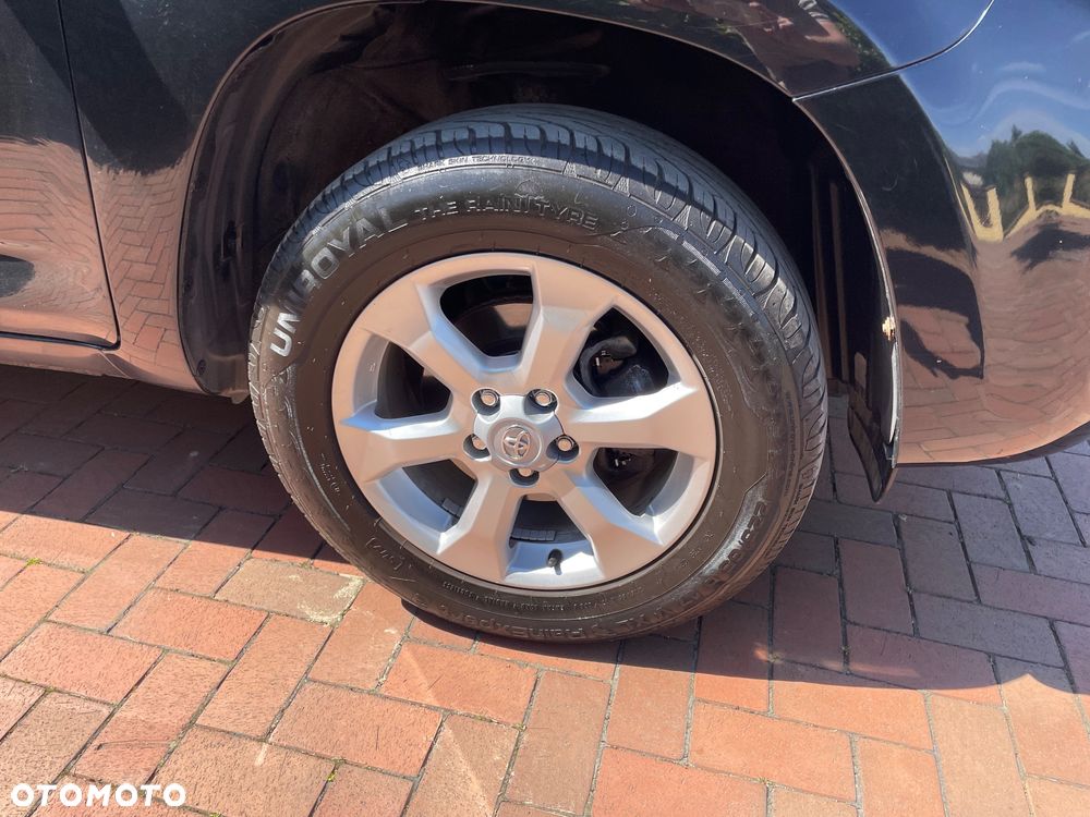 Toyota RAV4 2.0 VVT-i Premium - 13
