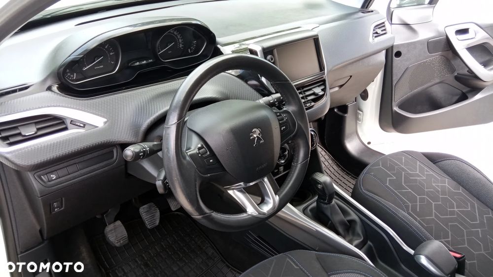 Peugeot 2008 82 VTI Active - 19