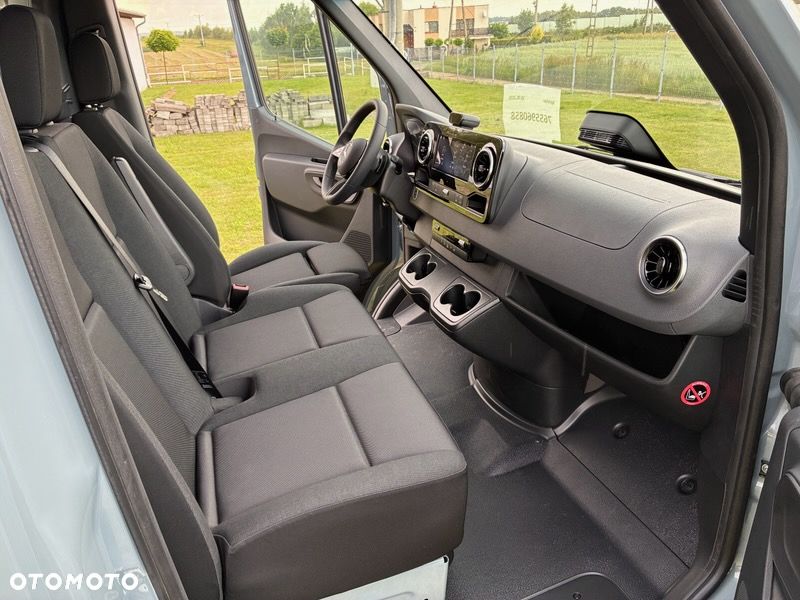 Mercedes-Benz SPRINTER 315 CDI Furgon PRO L2H1 - 14