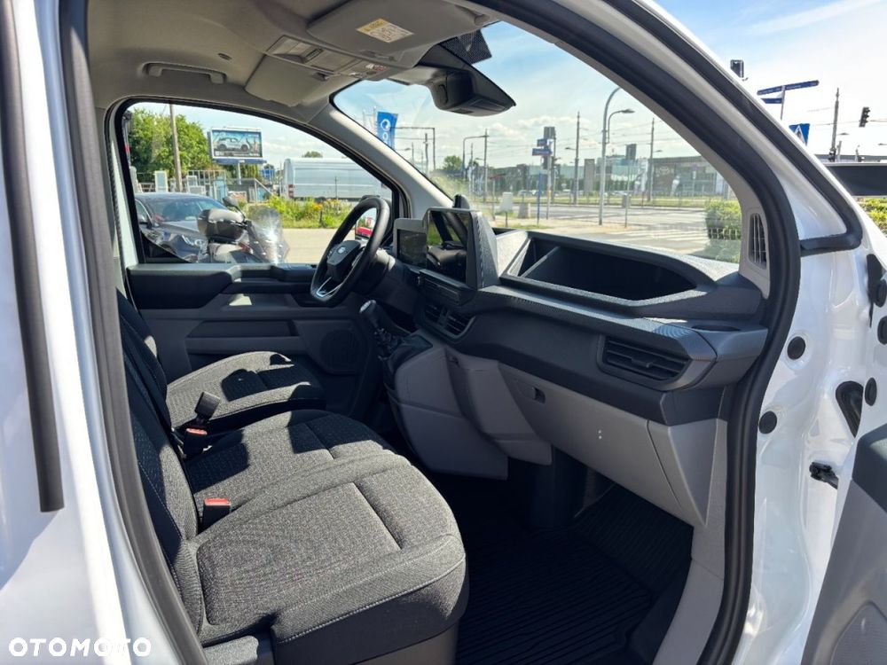Ford Transit Custom - 23