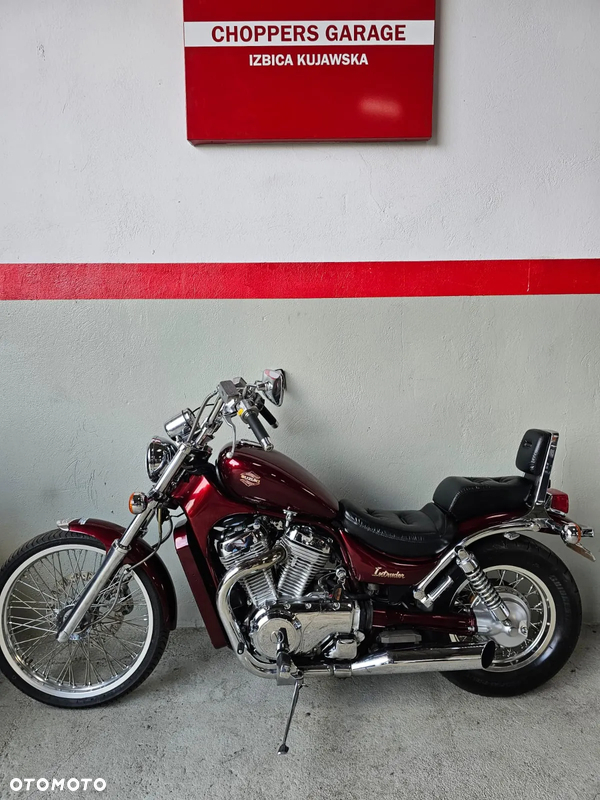 Suzuki Intruder