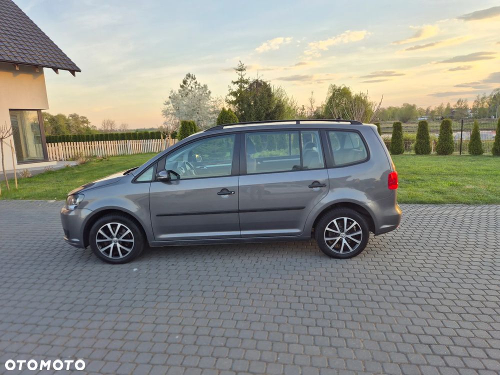 Volkswagen Touran 1.6 TDI DPF BlueMotion Technology DSG Comfortline - 14