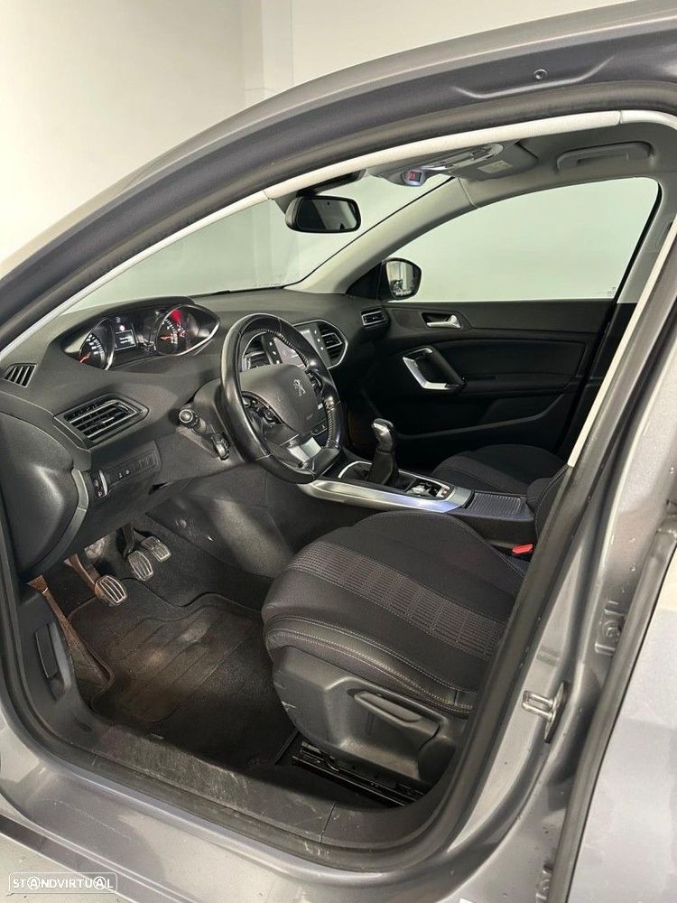 Peugeot 308 PureTech 110 Stop & Start Allure - 10