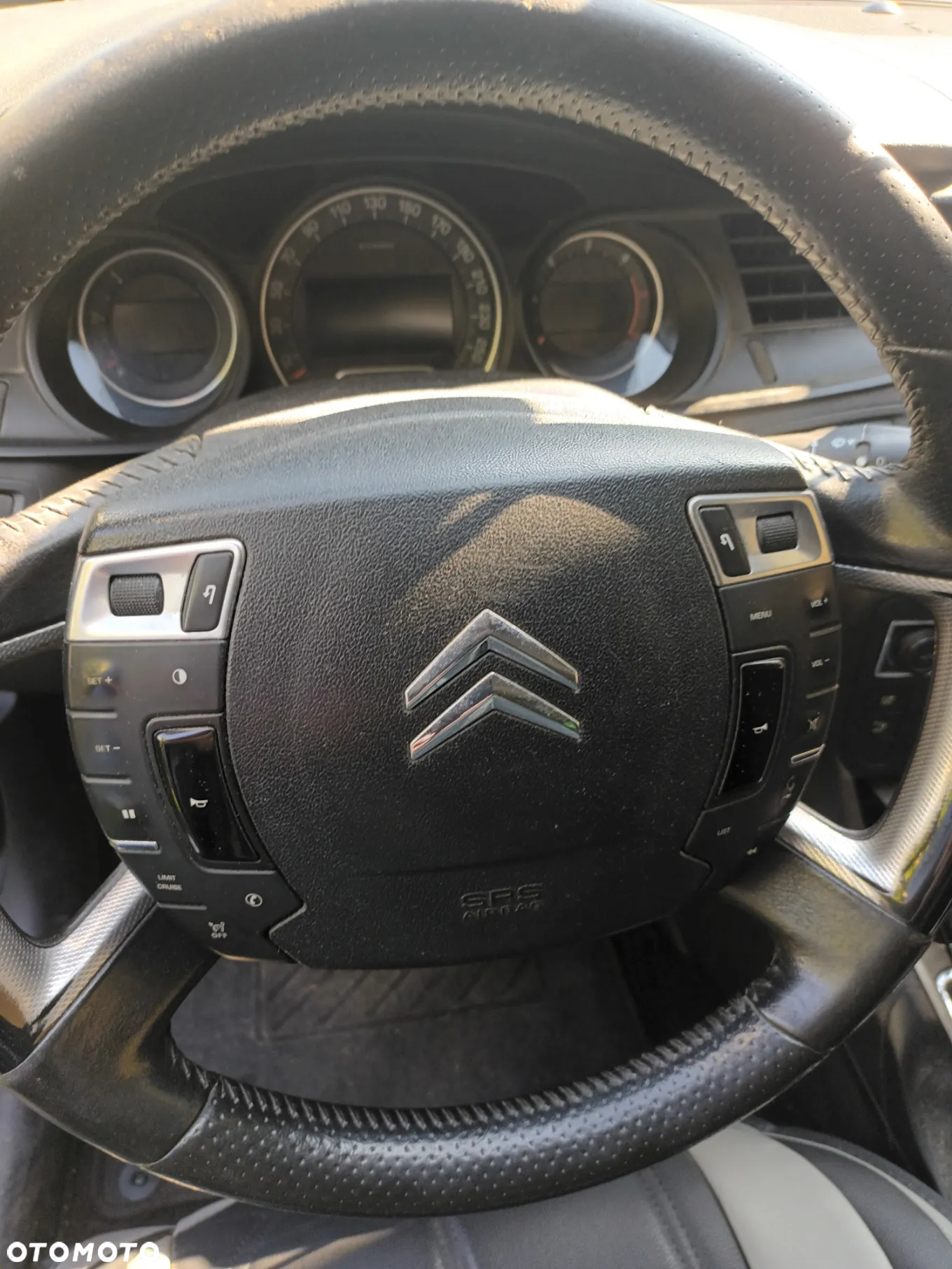 Citroën C5 1.6 HDi Attraction - 8