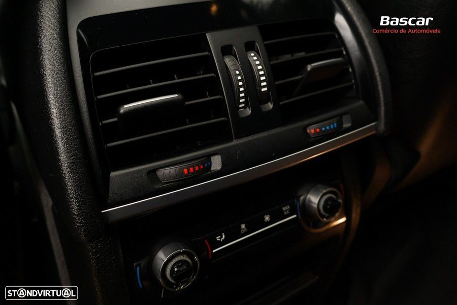 BMW X5 25 d sDrive Comfort 7L - 56