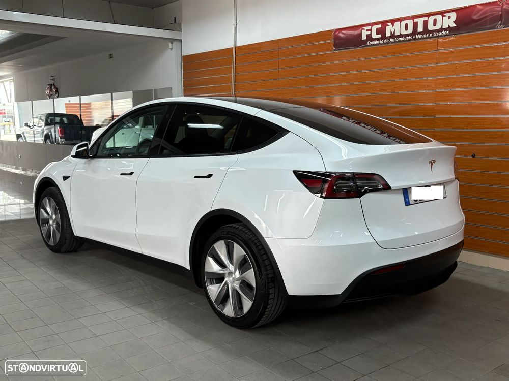 Tesla Model Y RWD - 6