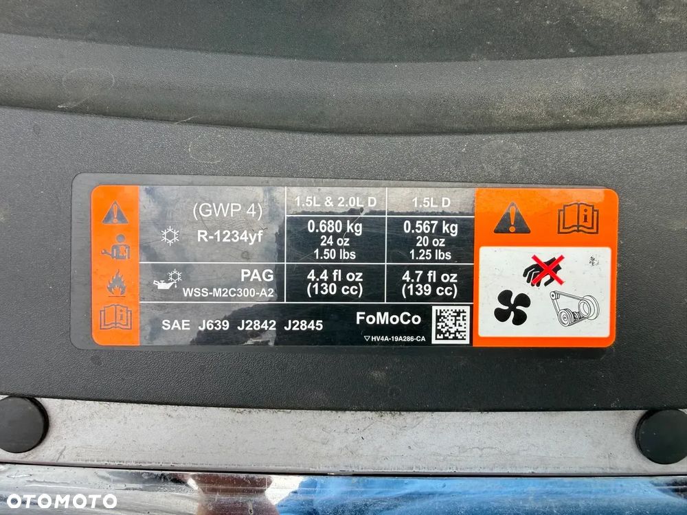 Ford Kuga 1.5 EcoBoost FWD ST-Line ASS - 25
