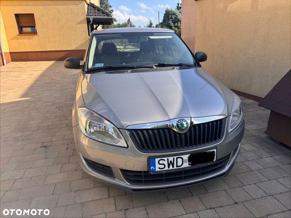 Skoda Fabia 1.2 TSI Active - 3