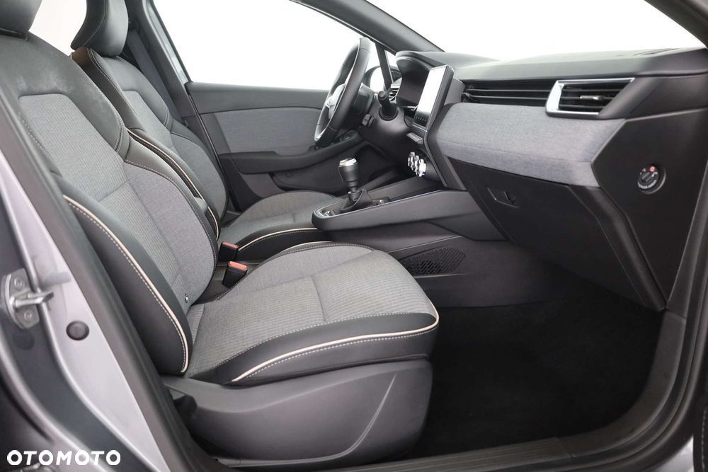 Renault Clio 1.0 TCe Techno - 21