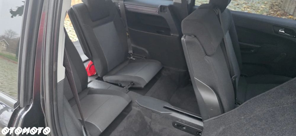 Opel Zafira 1.6 ECOFLEX Family Plus - 20