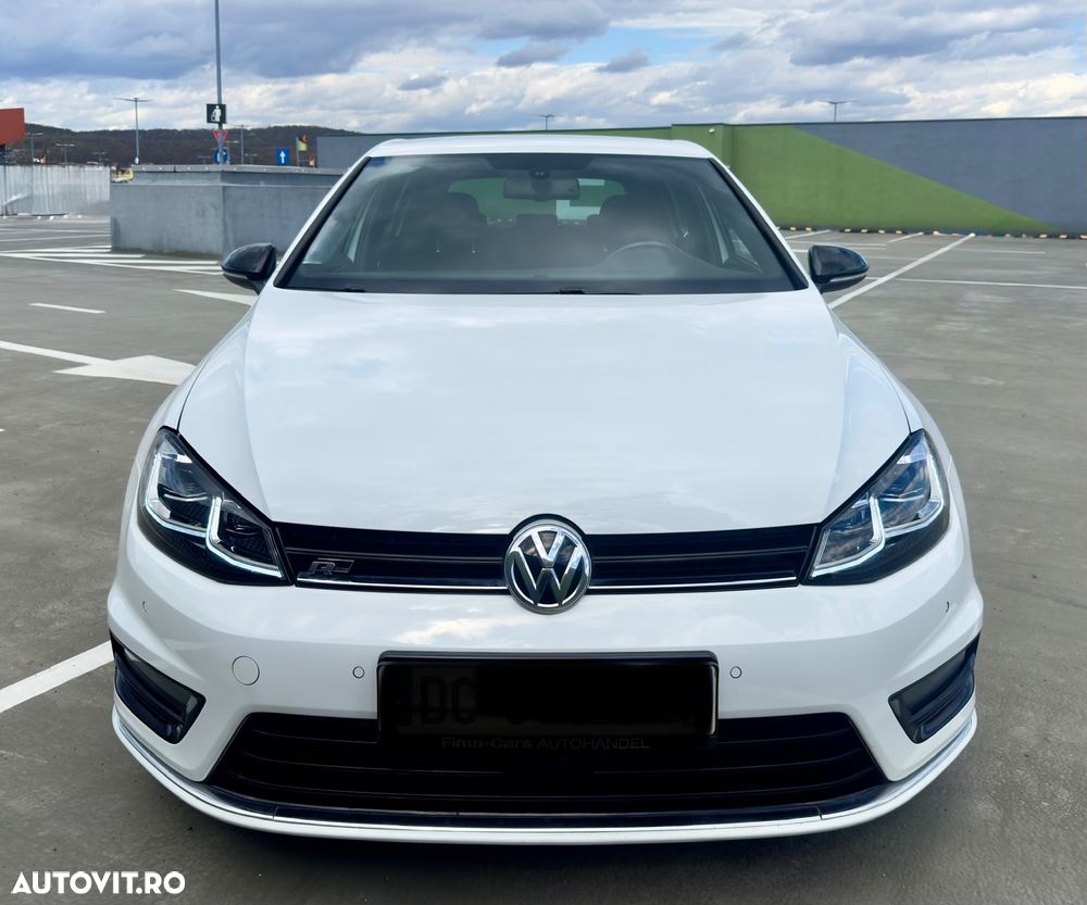 Volkswagen Golf - 24