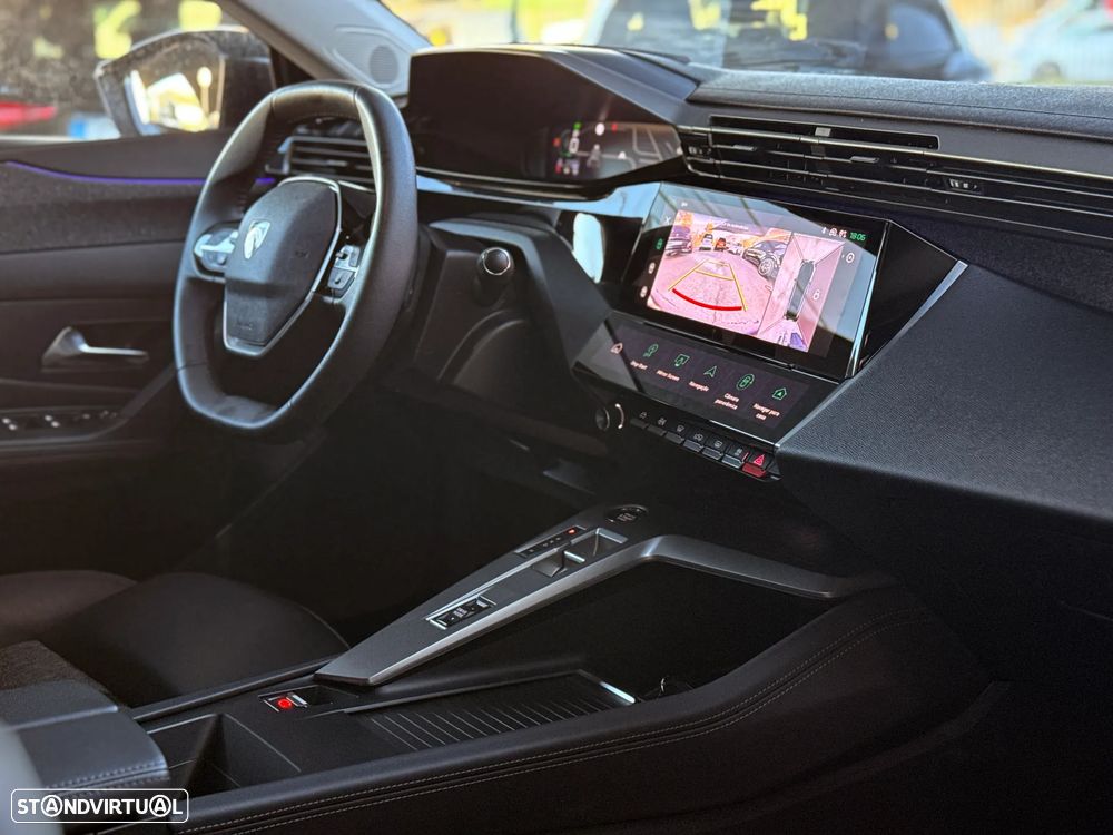 Peugeot 408 1.2 PureTech Allure Pack EAT8 - 46