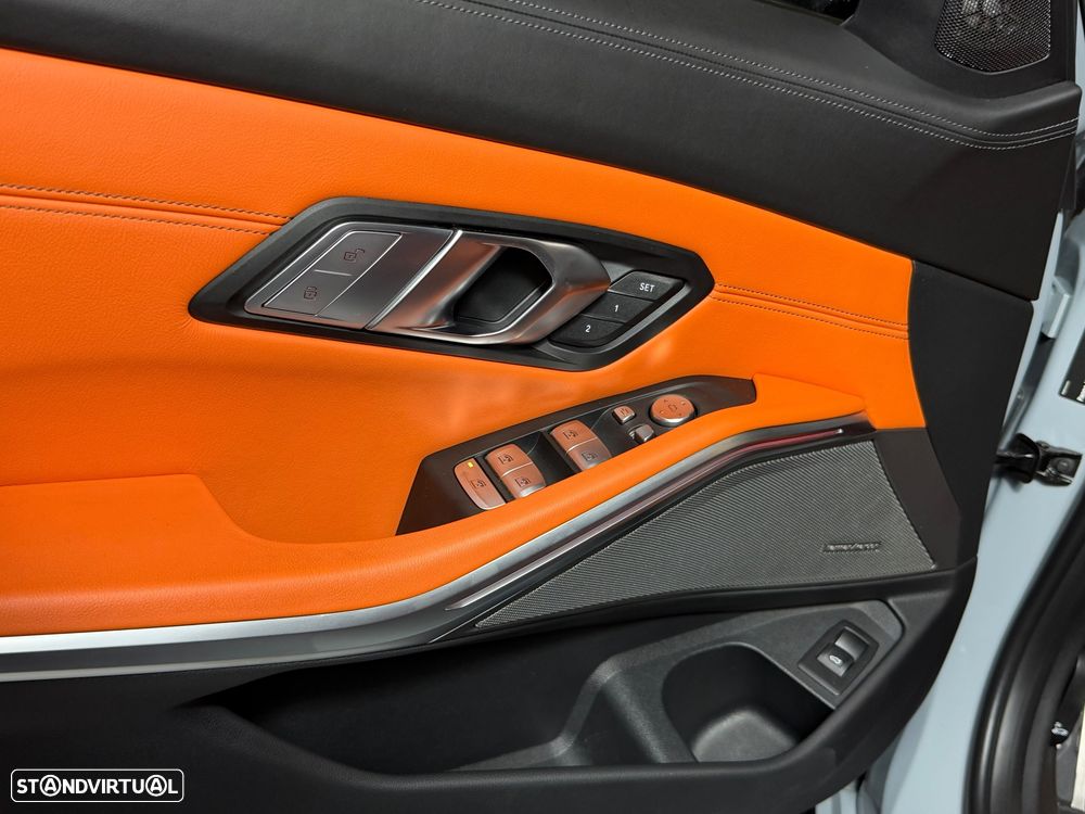 BMW M3 Competition M xDrive - 17