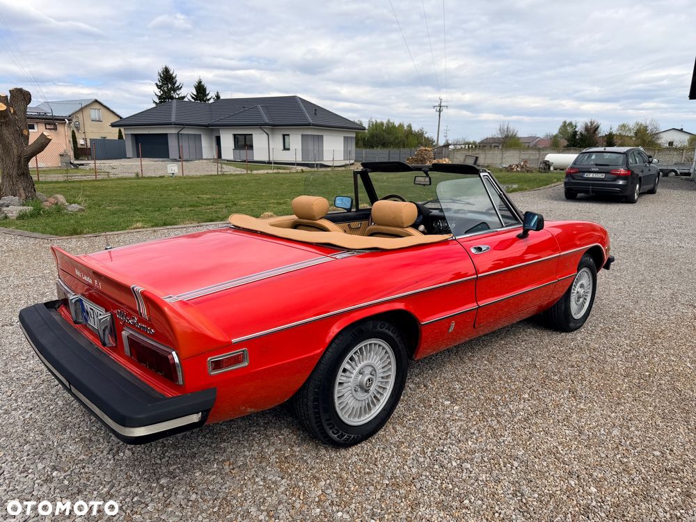 Alfa Romeo Spider 2.0 - 8