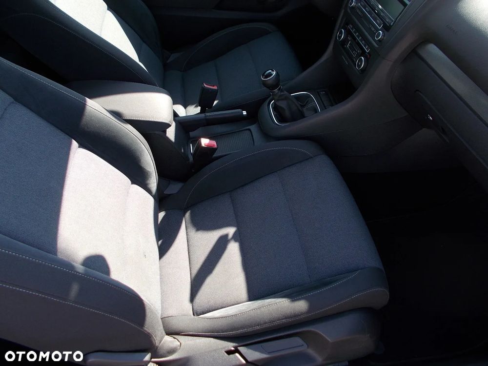 Volkswagen Golf 1.2 TSI BMT Trendline - 12