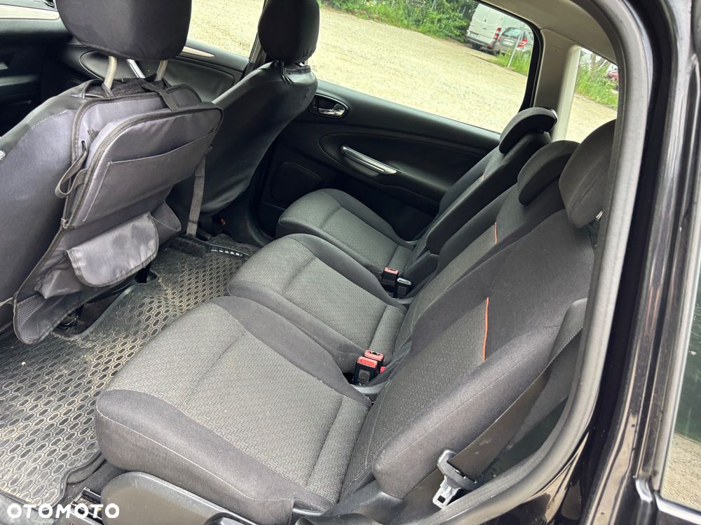 Ford S-Max 2.0 TDCi Trend - 12