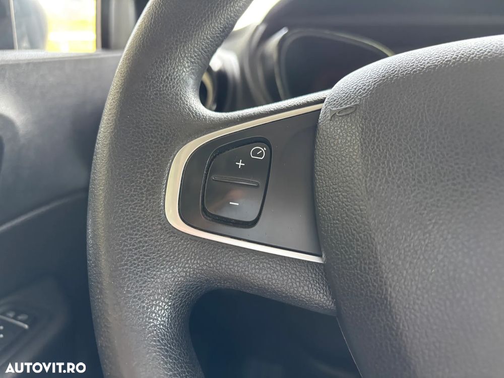 Renault Captur TCe Life - 17