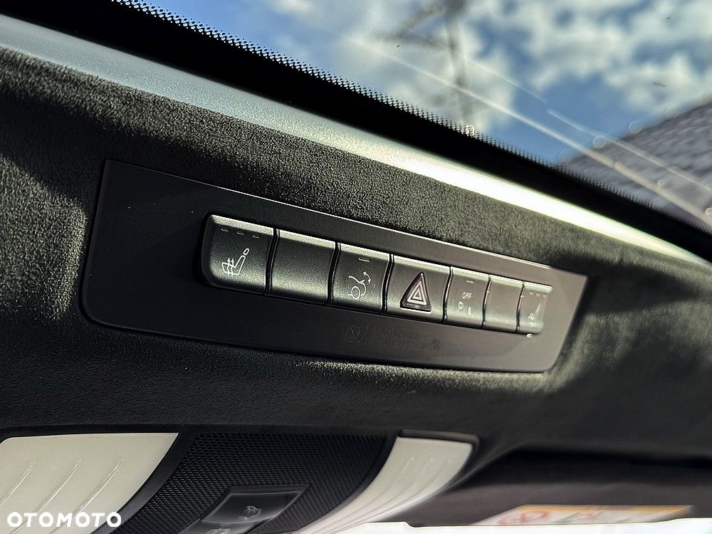 Mercedes-Benz AMG GT Speedshift 7G-DCT - 31