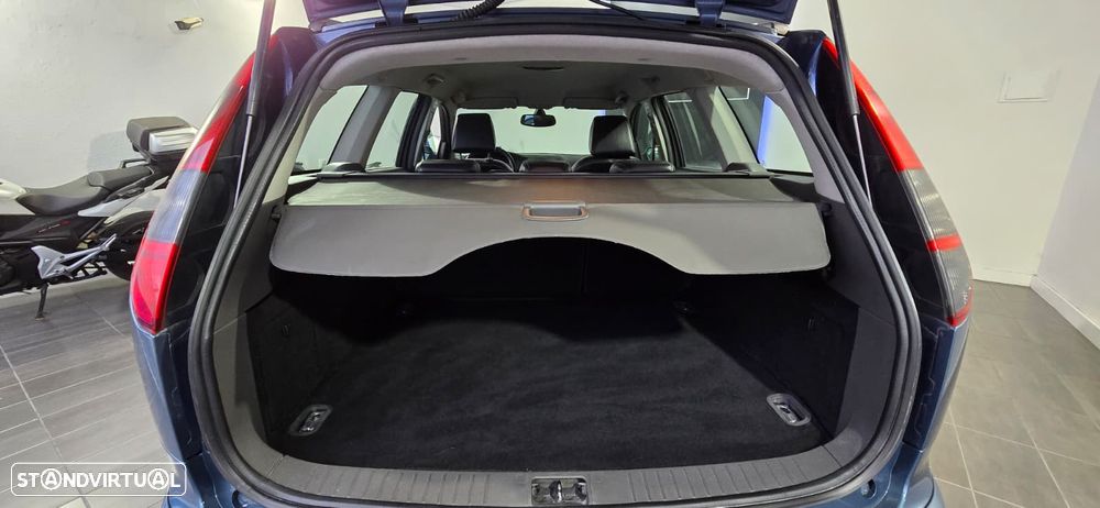 Ford Focus SW 1.6 TDCi Titanium - 10