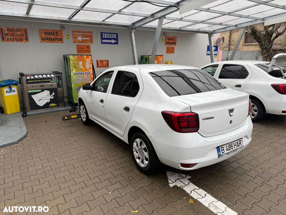 Dacia Logan TCe 90 Essential - 3