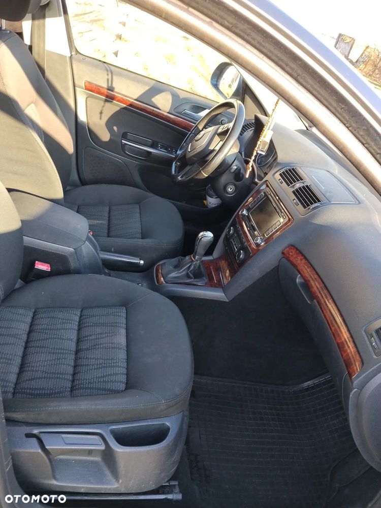 Skoda Octavia 1.8 TSI Ambiente - 5