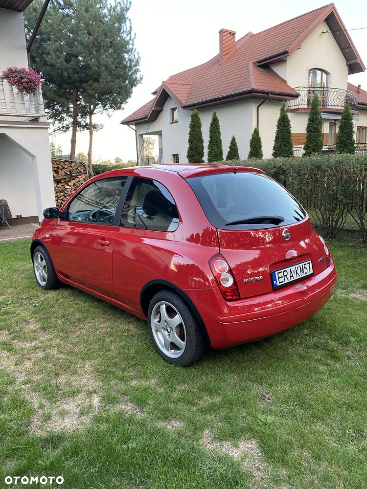 Nissan Micra - 4