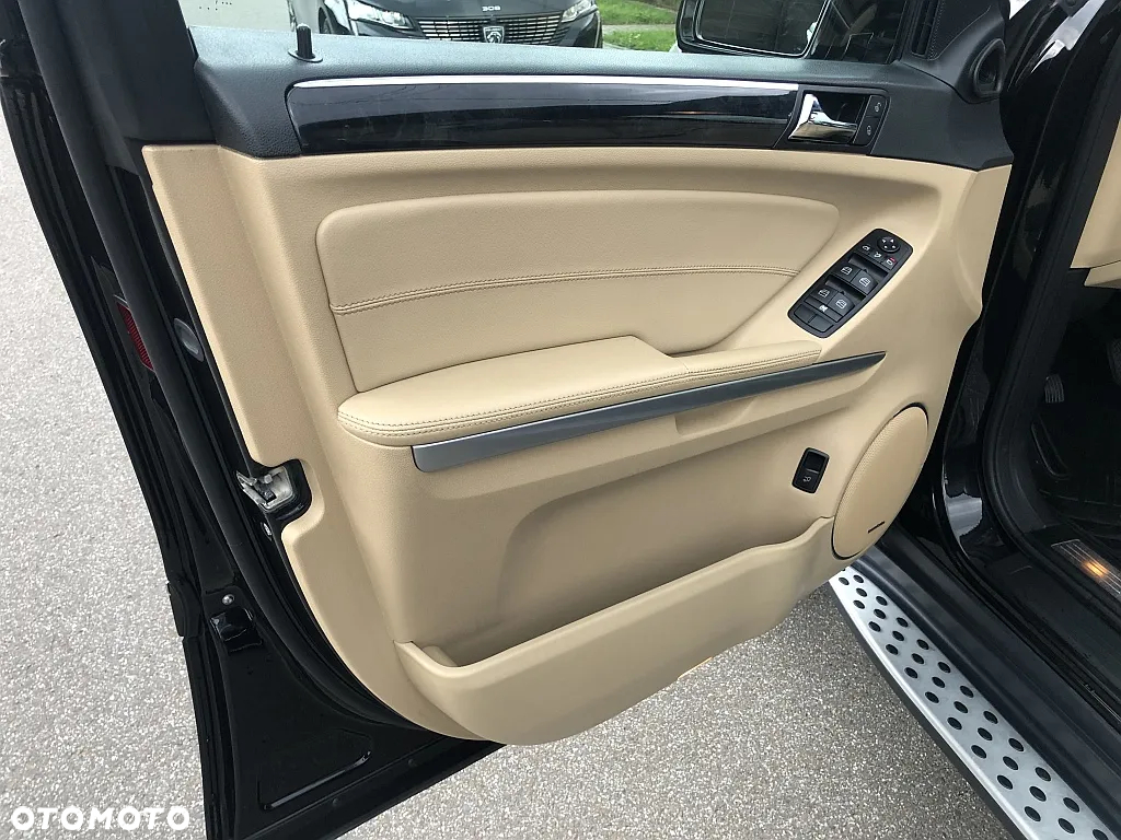 Mercedes-Benz GL 350 CDI BlueEff - 21