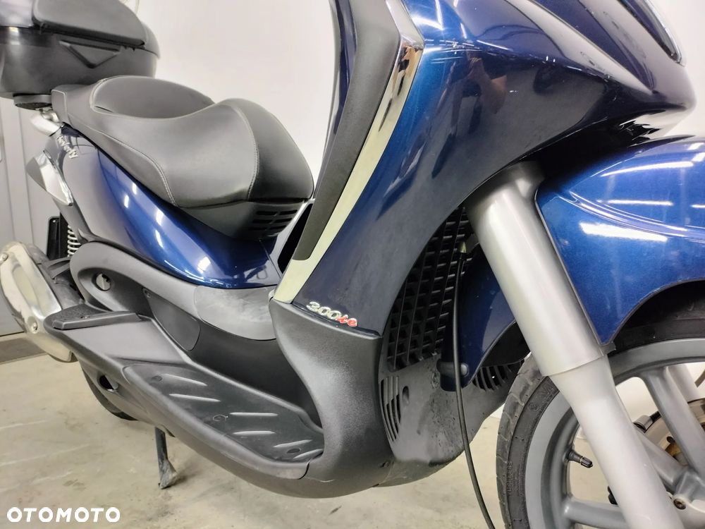 Piaggio Beverly - 6