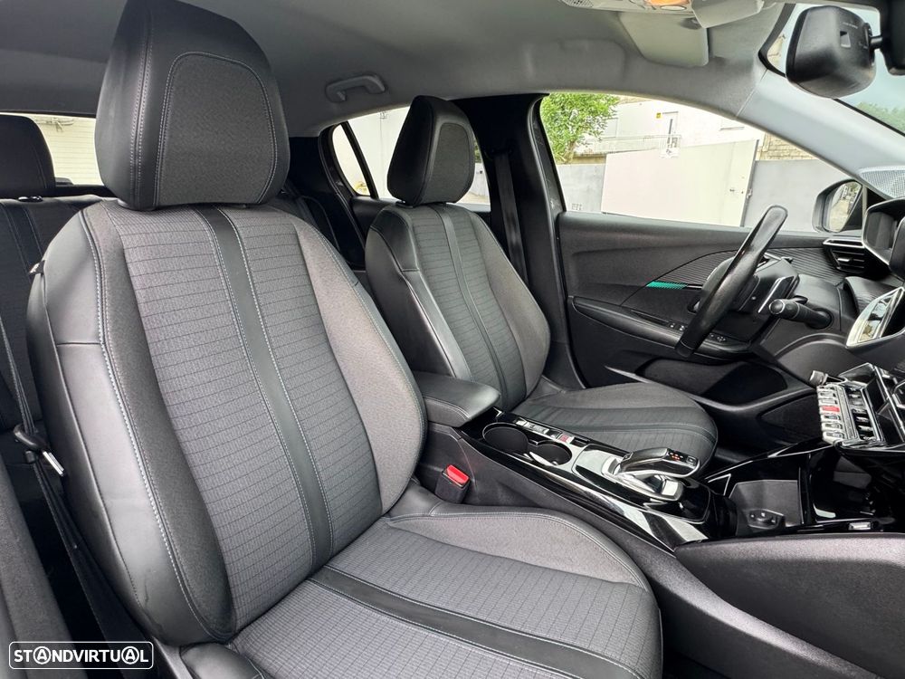 Peugeot 208 1.2 PureTech Allure Pack EAT8 - 25