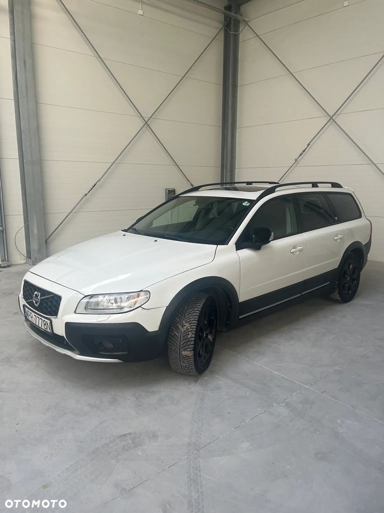 Volvo XC 70 T6 AWD Momentum - 1