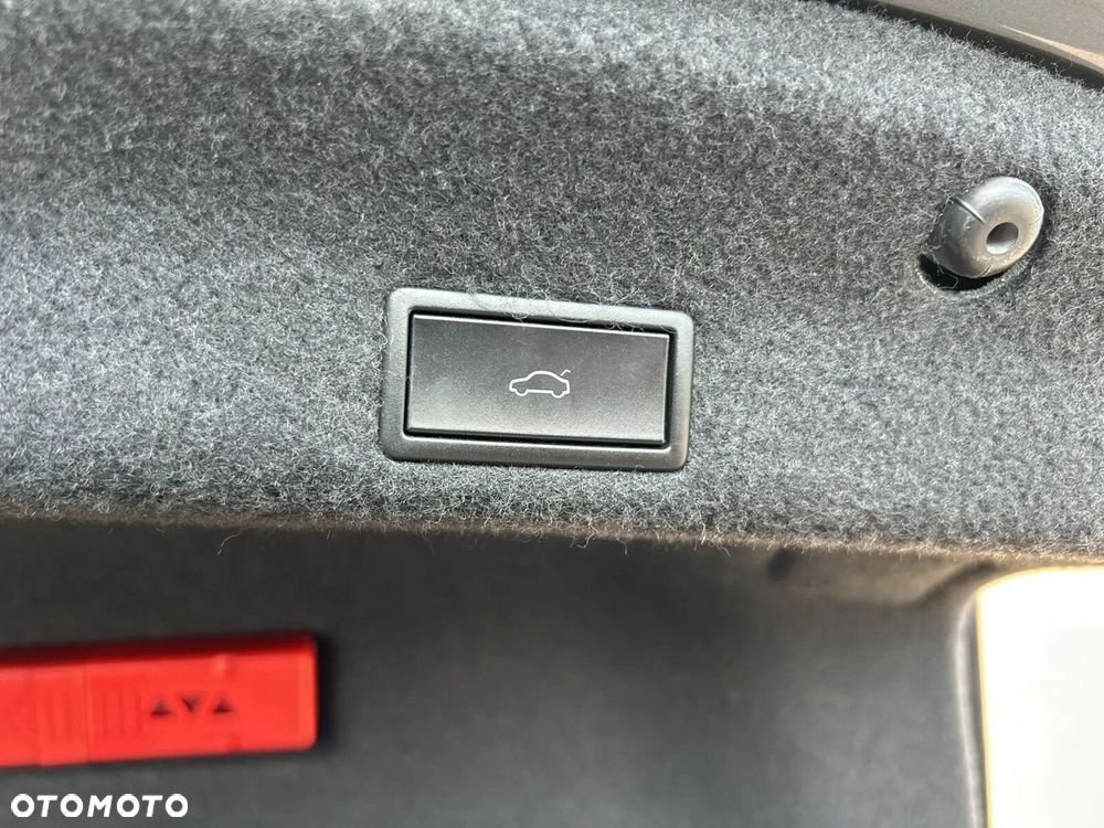 Volkswagen Passat 1.5 TSI EVO Business DSG - 12