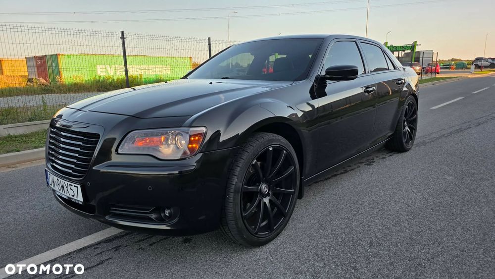 Chrysler 300C - 16