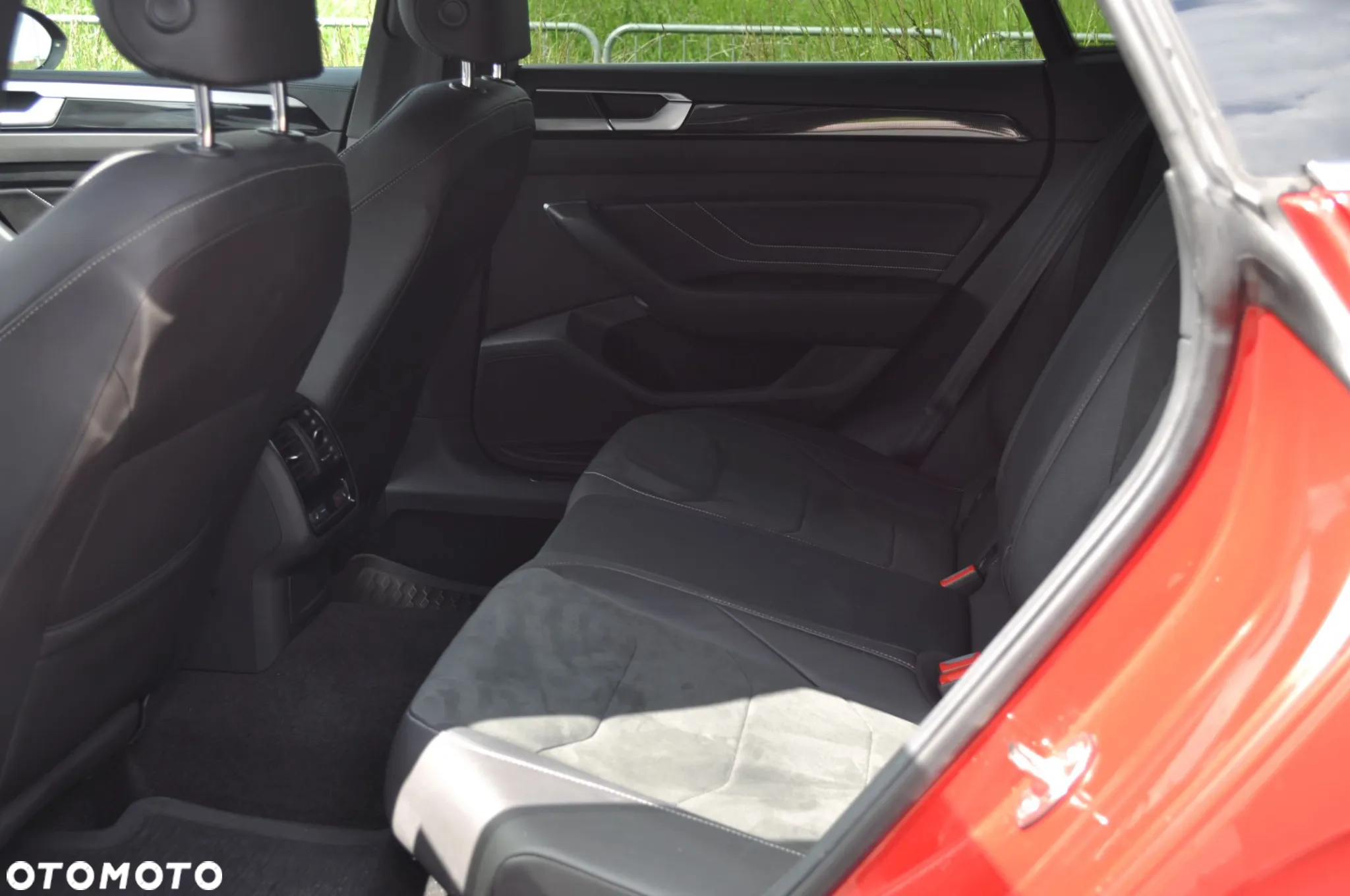 Volkswagen Arteon 2.0 TSI R-Line DSG - 6
