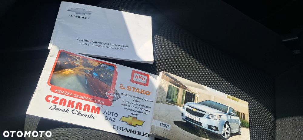 Chevrolet Cruze 1.8 LS+ - 18