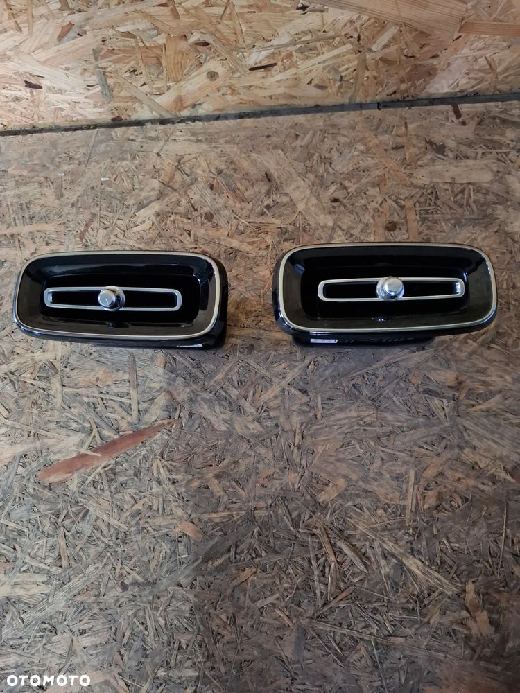 VOLVO XC40 kratka nawiewu wlot prawa lewa 31442626  31442625 - 1