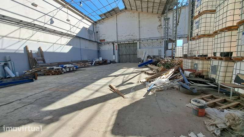 Armazém de 1.689 m² em Torres Vedras Junto ao Acesso Sul da A8 - Grande imagem: 4/26